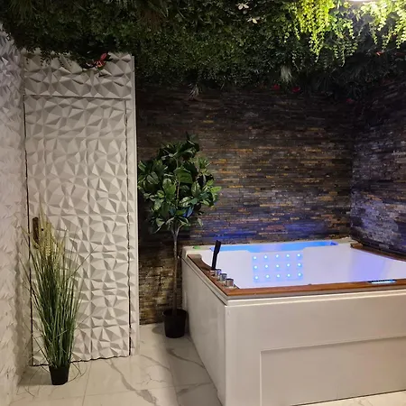 Appartement Les Bulles Medievales - Jaccuzi Et Sauna *