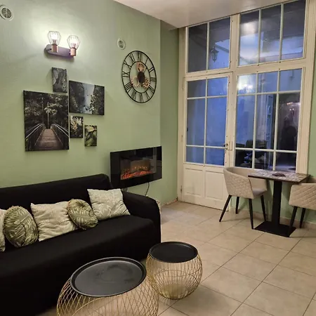 Et Sauna Privatif - Terrasse - Proche Cité Médiévale Apartamento