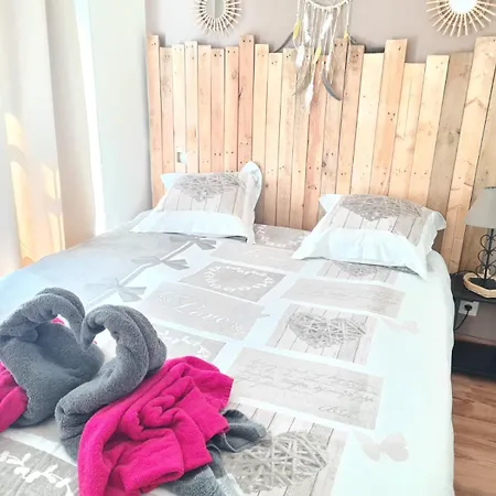 Et Sauna Privatif - Terrasse - Proche Cité Médiévale Apartamento