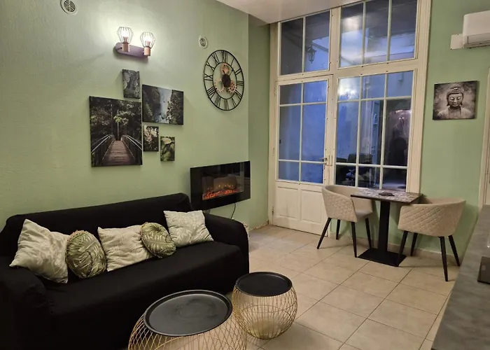 Et Sauna Privatif - Terrasse - Proche Cite Medievale Apartamento