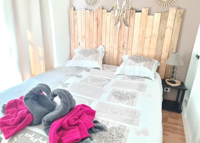 Et Sauna Privatif - Terrasse - Proche Cite Medievale Apartamento